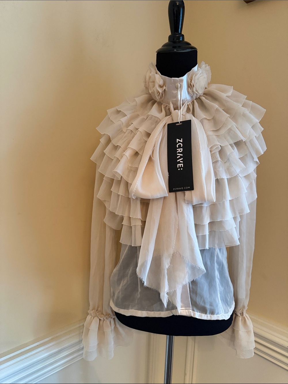 NWT ZCrave Bow Knot Ivory Ruffled Chiffon Tie-Neck Blouse Size Small